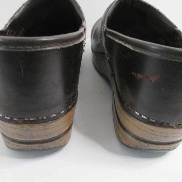 Dansko Brown Leather Professional Comfort Slip-On Clog Size EUR 39 US 8.5 - Picture 6 of 16